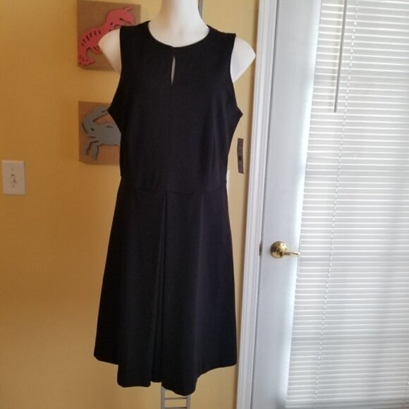 Larry Levine dress (10) - Picture 1 of 4